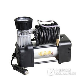 铁将军智感930W vs 风劲霸W200 性能对决，谁是车载充气泵王者？